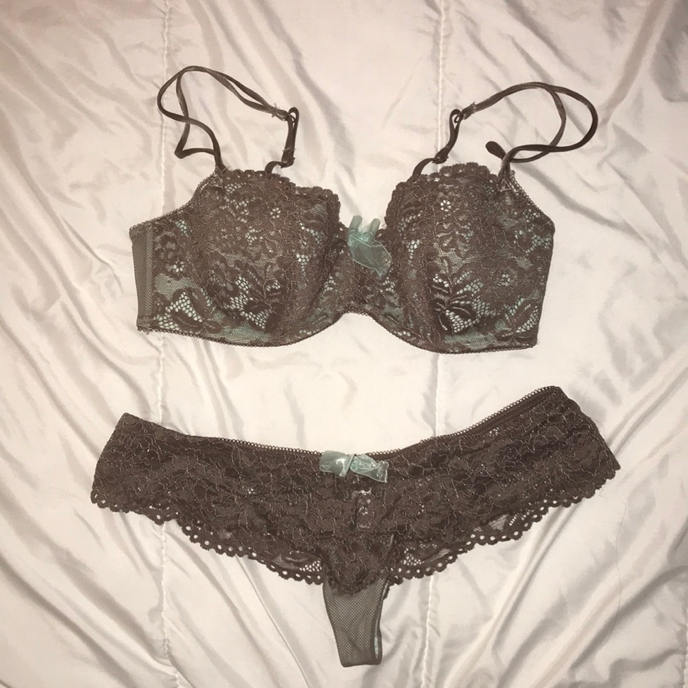 B’Tempted bra and panty set
